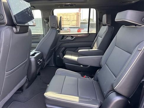 New 2026 GMC Yukon XL Elevation image 21