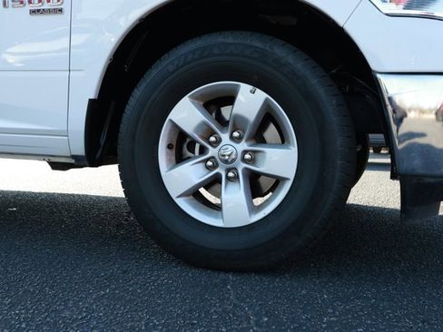 Used 2024 RAM 1500 Classic SLT image 5