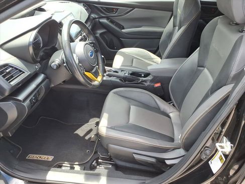 Used 2022 Subaru Crosstrek 2.5i Sport w/ Moonroof Package AWD/4WD image 12