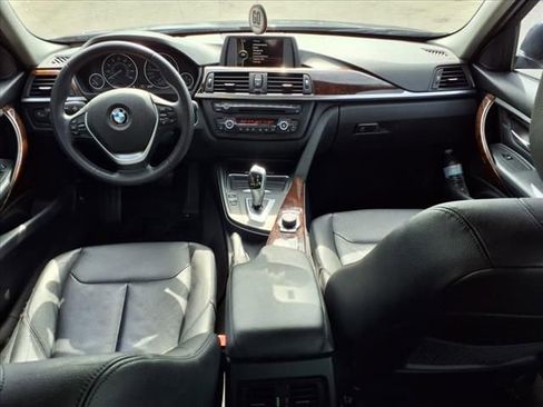 Used 2014 BMW 328i Sedan w/ Premium Package image 12