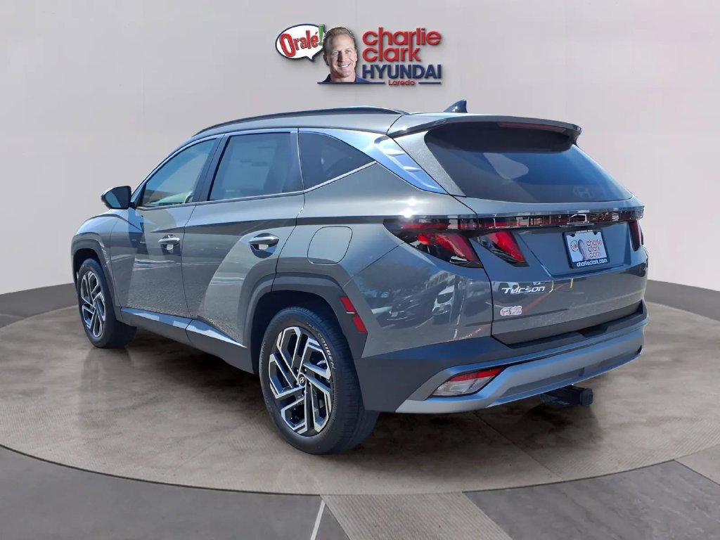 New 2026 Hyundai Tucson SEL Plus FWD image 3