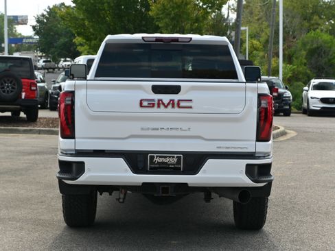 Used 2024 GMC Sierra 2500 Denali w/ Denali Reserve Package image 13