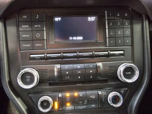 Used 2017 Ford Mustang GT RWD image 15