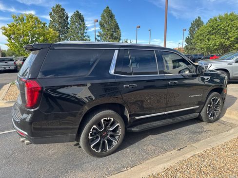 Used 2023 GMC Yukon Denali AWD/4WD image 3