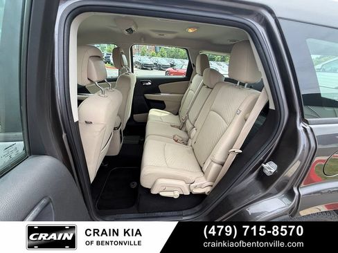 Used 2015 Dodge Journey American Value Package w/ Flexible Seating Group FWD image 24