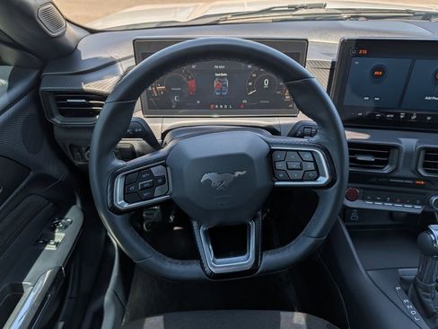 Certified 2024 Ford Mustang Coupe image 21