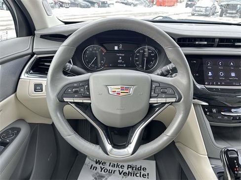 Certified 2023 Cadillac XT6 Premium Luxury image 42
