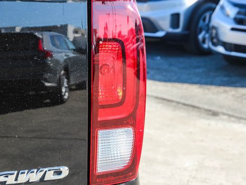 Used 2022 Honda Ridgeline Black Edition image 14