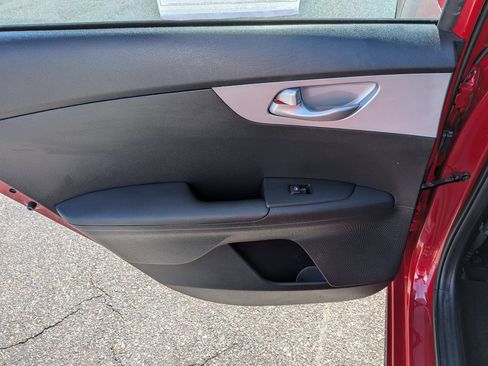 Used 2023 Kia Forte LXS w/ LXS Technology Package FWD image 26
