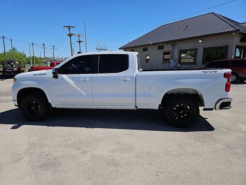 Used 2023 Chevrolet Silverado 1500 LT w/ Work Truck Package AWD/4WD image 3