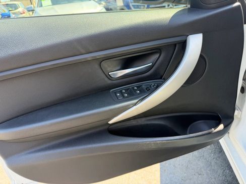 Used 2015 BMW 320i Sedan RWD image 12