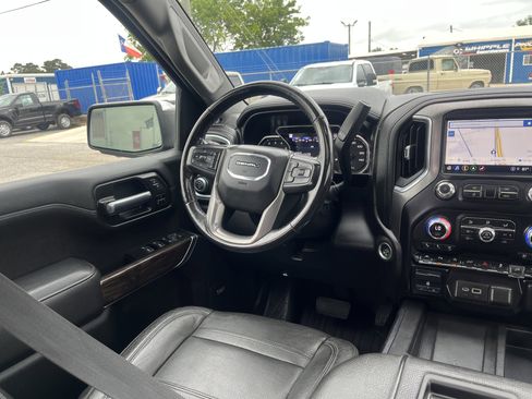 Used 2021 GMC Sierra 1500 Denali w/ Denali Ultimate Package AWD/4WD image 35