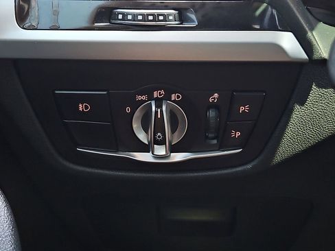Used 2019 BMW X3 sDrive30i w/ Convenience Package RWD image 22