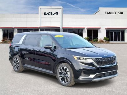 Certified 2024 Kia Carnival EX
