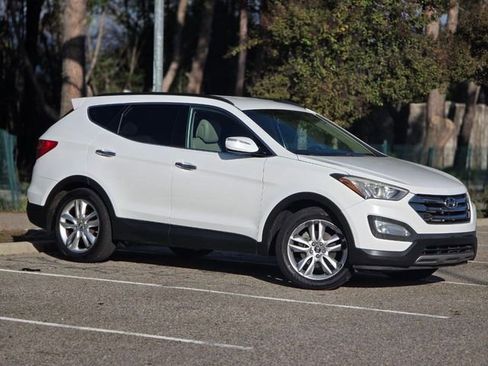 Used 2013 Hyundai Santa Fe Sport 2.0T image 3