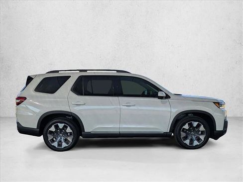 Certified 2026 Honda Pilot Elite image 4