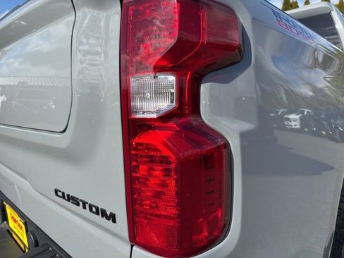 Used 2024 Chevrolet Silverado 1500 Custom Trail Boss w/ LPO, Dark Essentials Package image 16