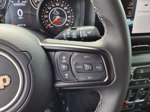 Certified 2025 Jeep Wrangler Unlimited Sport AWD/4WD image 13