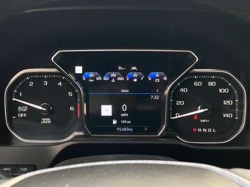 Used 2020 GMC Sierra 1500 Denali w/ Technology Package RWD image 15