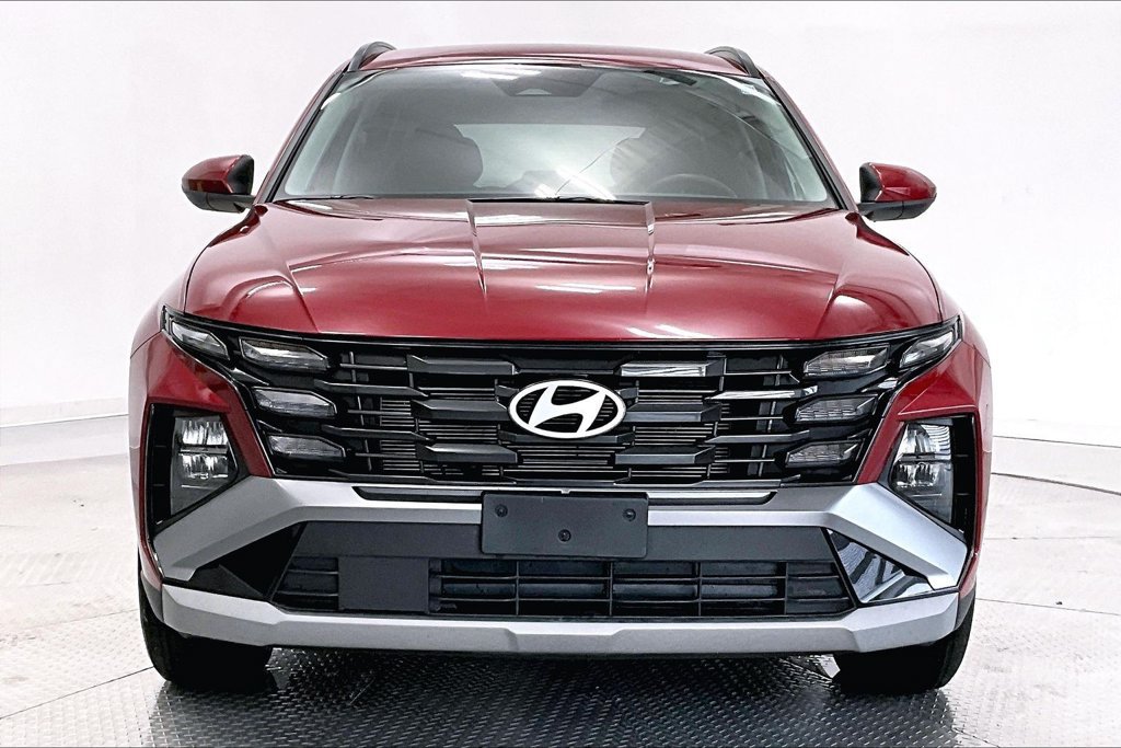 Used 2025 Hyundai Tucson SEL FWD image 3