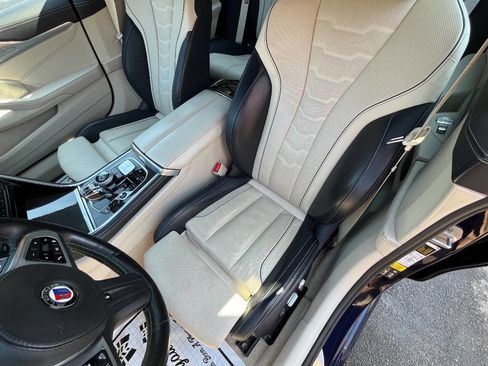 Used 2022 BMW ALPINA B8 xDrive Gran Coupe image 11
