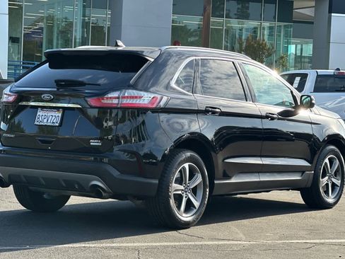Certified 2020 Ford Edge SEL w/ Convenience Package image 2