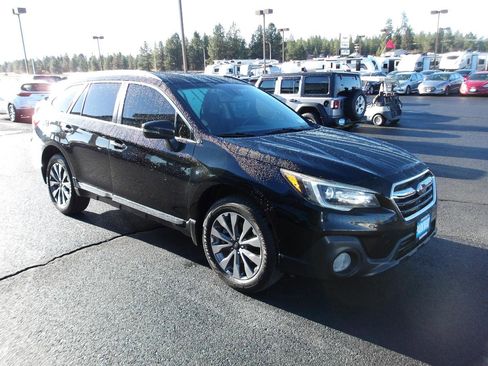Used 2019 Subaru Outback 2.5i Touring w/ Popular Package #3A AWD/4WD image 7