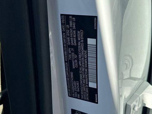 New 2026 Volvo XC90 B6 Plus w/ Protection Package Premier image 24