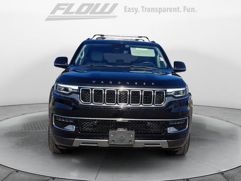 Used 2022 Jeep Wagoneer Series III AWD/4WD image 3