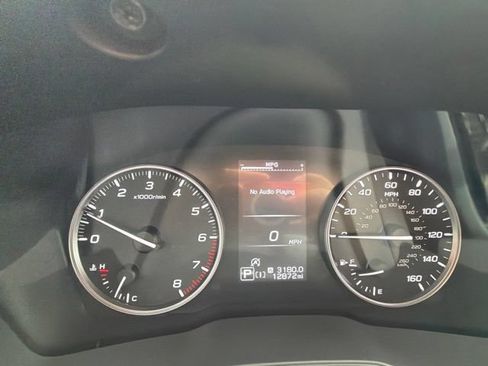 Used 2024 Subaru Crosstrek 2.5i Limited AWD/4WD image 17