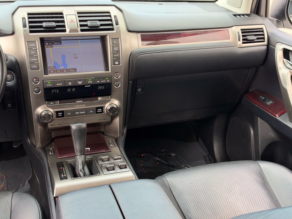 Used 2016 Lexus GX 460 Luxury AWD/4WD image 27