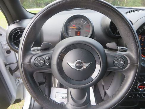 Used 2016 MINI Cooper Countryman S image 13