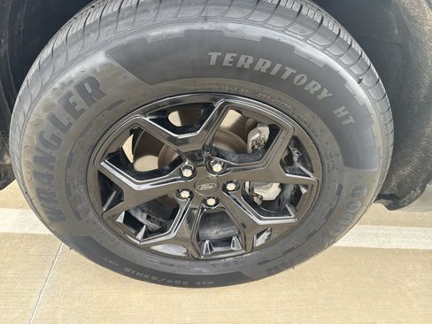 Used 2023 Ford Explorer Timberline w/ Timberline Technology Package AWD/4WD image 11