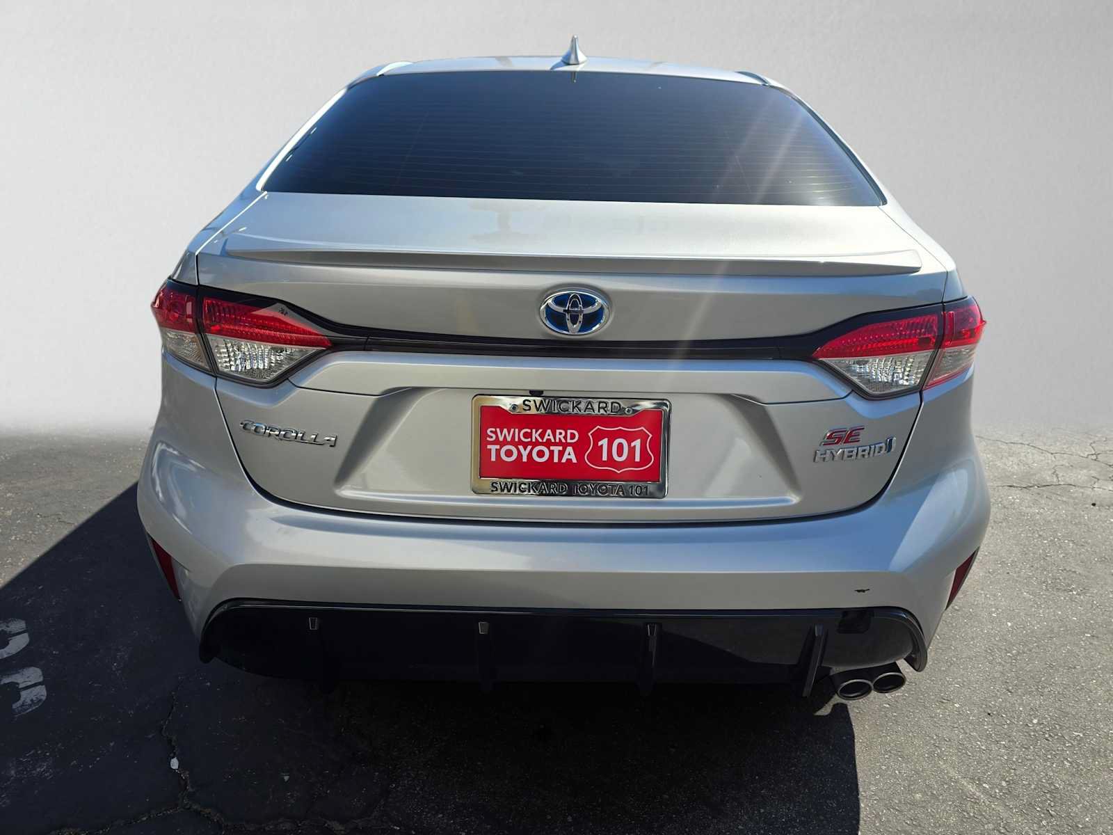 Used 2024 Toyota Corolla SE FWD image 4