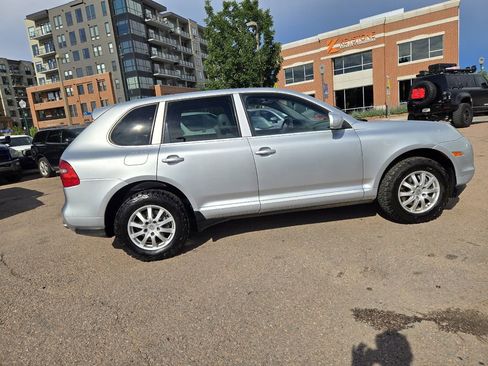 Used 2010 Porsche Cayenne image 11