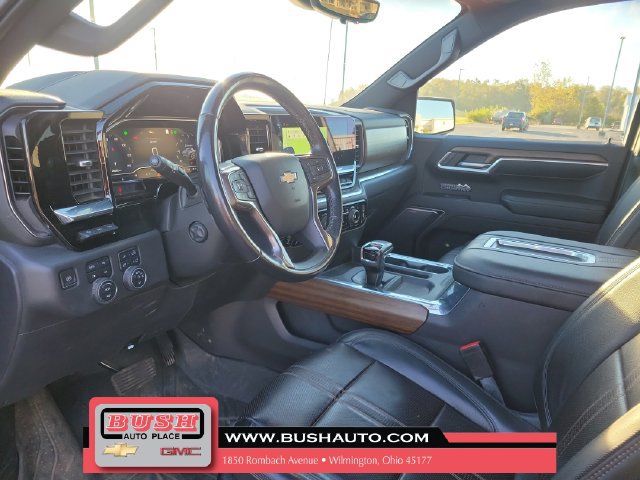Used 2022 Chevrolet Silverado 1500 High Country w/ High Country Premium Package AWD/4WD image 19