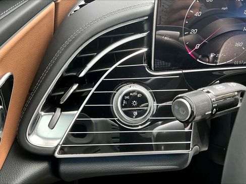 Used 2026 Mercedes-Benz E 450 4MATIC Sedan image 35