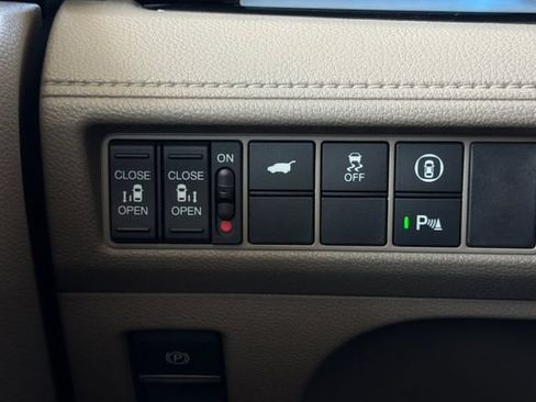 Certified 2023 Honda Odyssey Elite image 35