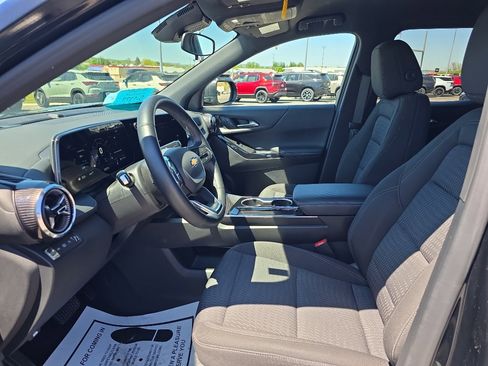 Certified 2025 Chevrolet Equinox LT AWD/4WD image 13