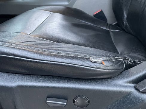 Used 2020 Ford F350 XLT w/ XLT Premium Package image 21