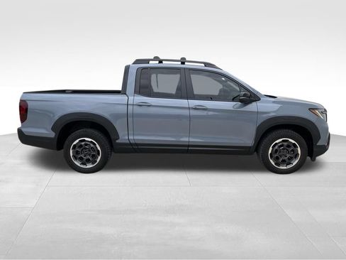 Used 2024 Honda Ridgeline TrailSport image 5