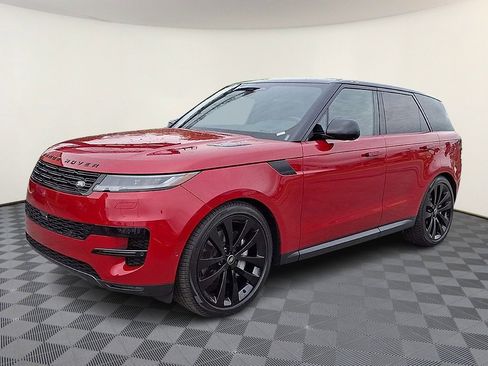 Used 2024 Land Rover Range Rover Sport SE AWD/4WD image 4