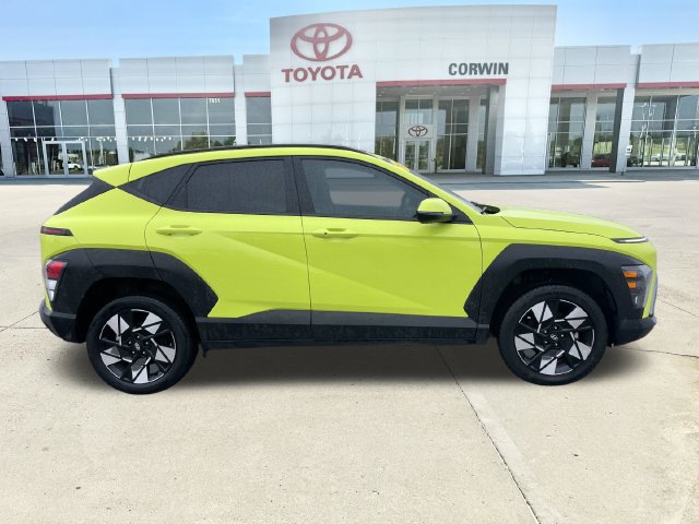 Used 2025 Hyundai Kona SEL AWD/4WD image 6