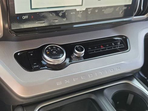 New 2026 Ford Expedition Max Active RWD image 20