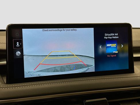 Used 2025 Genesis G70 2.5T AWD/4WD image 23