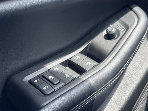 Used 2024 Jeep Grand Cherokee L Laredo AWD/4WD image 26