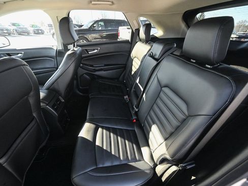 Used 2024 Ford Edge SEL w/ Convenience Package image 23