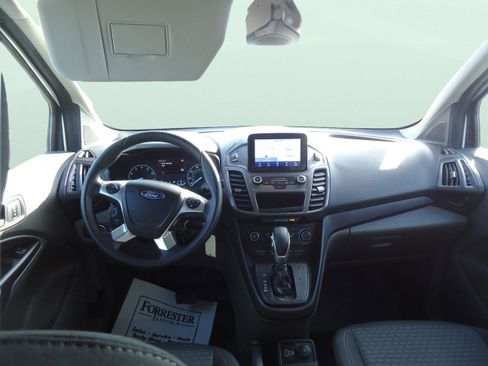 Used 2023 Ford Transit Connect XLT image 11