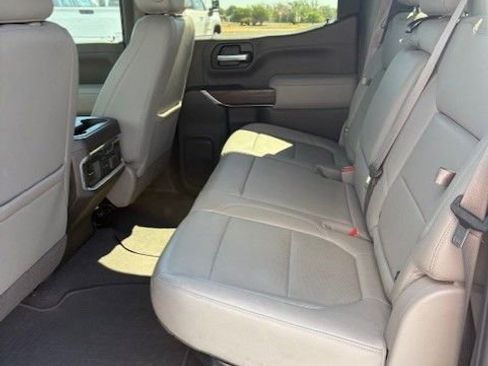 Used 2021 GMC Sierra 1500 SLT RWD image 18
