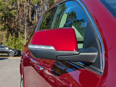 Used 2021 GMC Acadia Denali w/ Denali Technology Package image 11